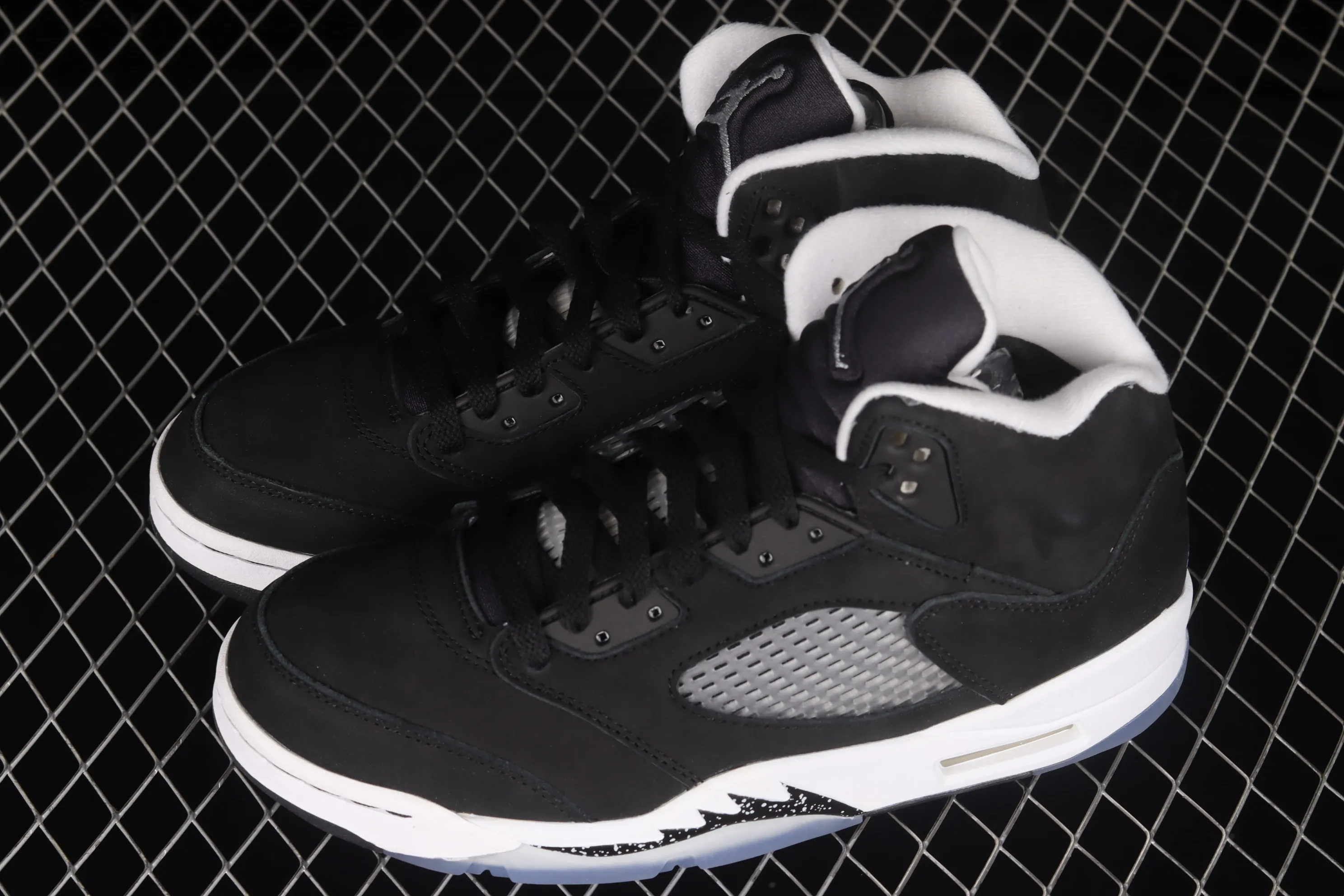 All categories Air Jordan Jordan series basketball shoes Air Jordan 5 foreign trade version Air Jordan 5 Retro "Oreo" AJ5 Joe 5 cement gray CT4838-011